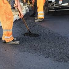 Why Choose Us For All Your Driveway Paving Needs in Country Clu, CA?